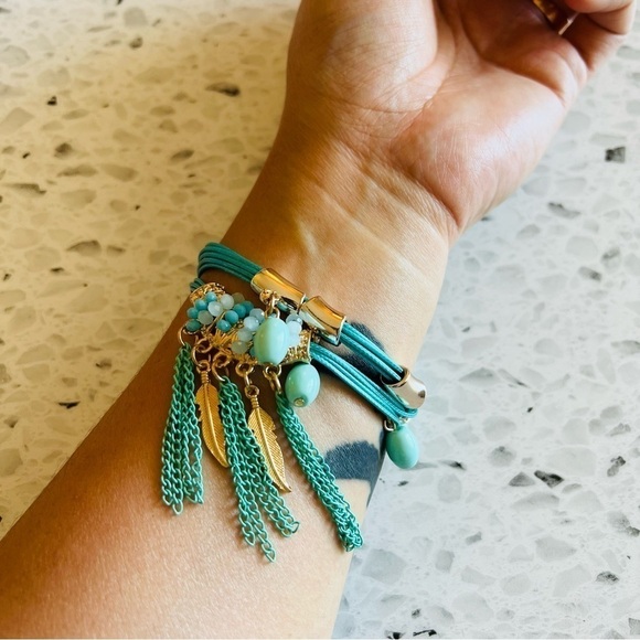 G by Gennaro Women's Gold/Turquoise Blue Charm Magnetic Bracelet NEW - Picture 5 of 5